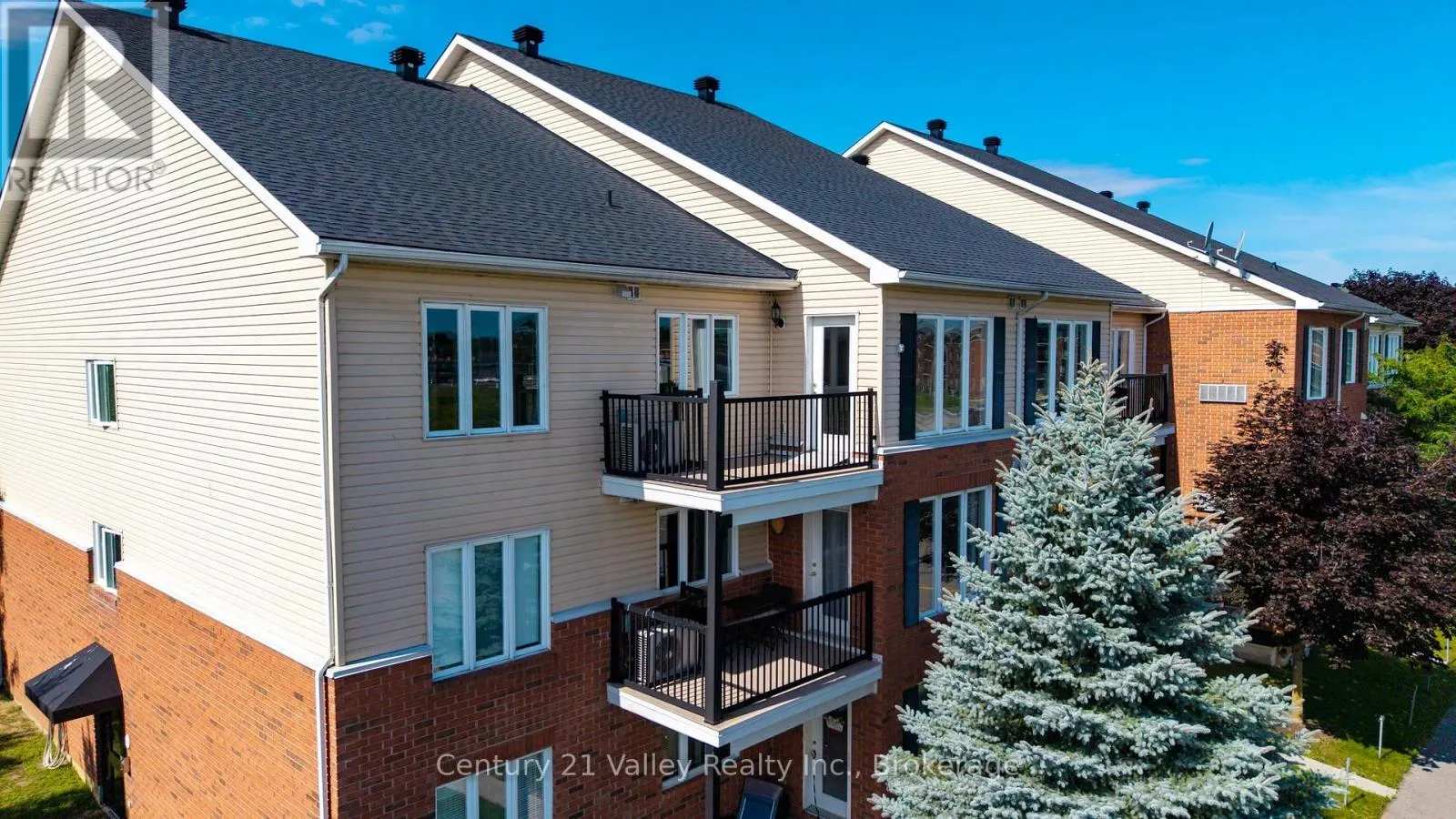 302 - 16 SHEFFIELD STREET #302