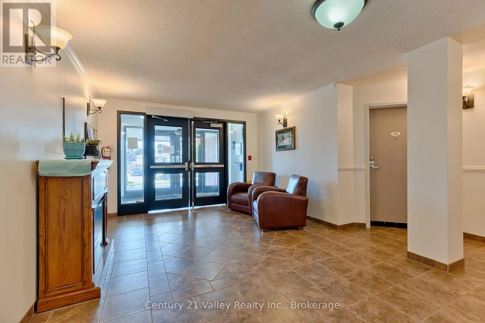 302 - 16 SHEFFIELD STREET #302