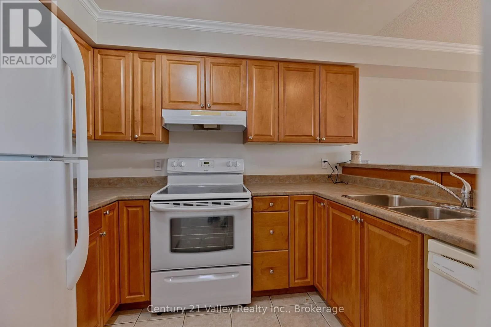 302 - 16 SHEFFIELD STREET #302
