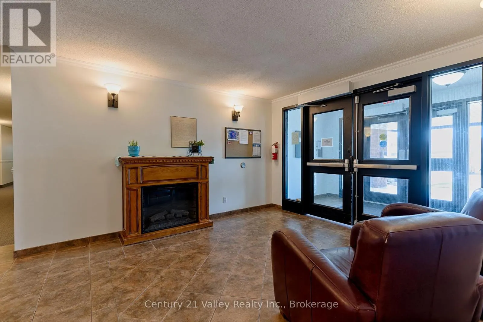 302 - 16 SHEFFIELD STREET #302