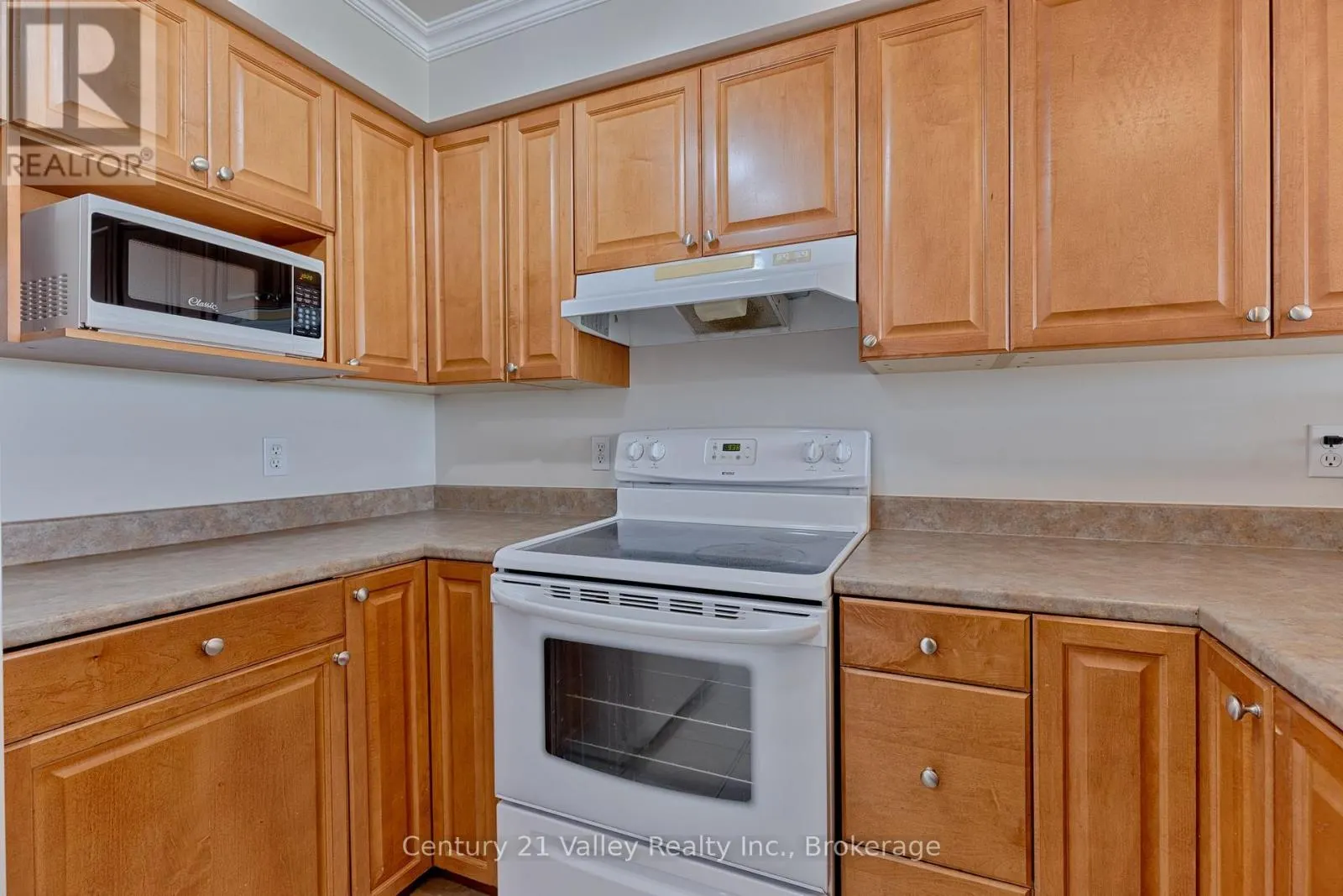 302 - 16 SHEFFIELD STREET #302