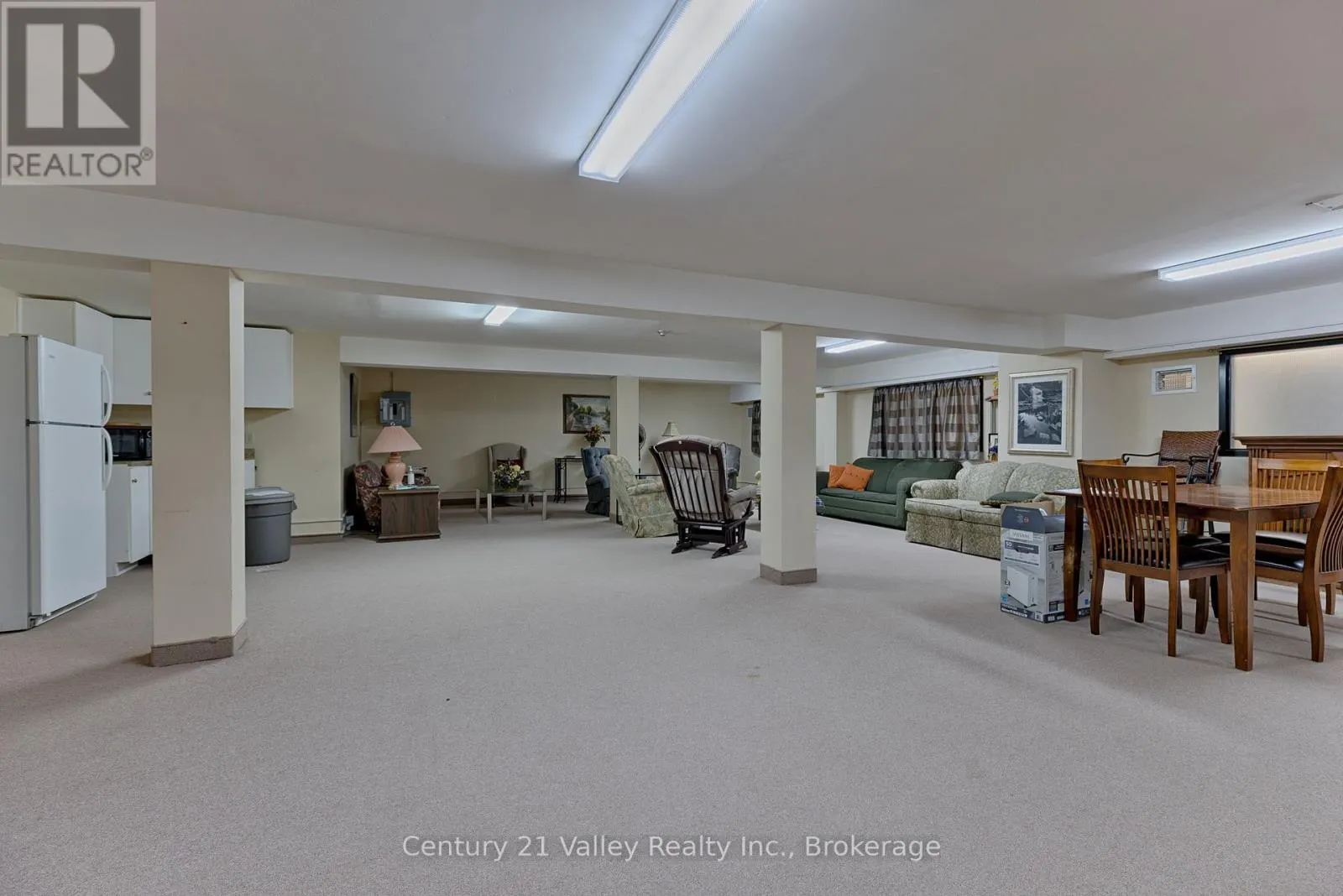 302 - 16 SHEFFIELD STREET #302