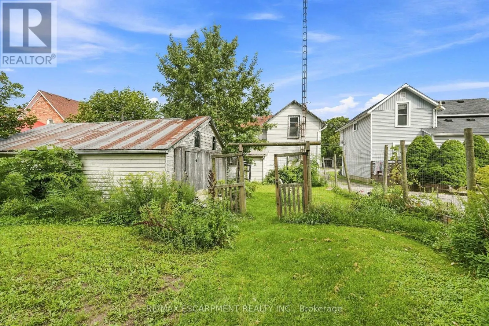 2023 MAIN STREET S