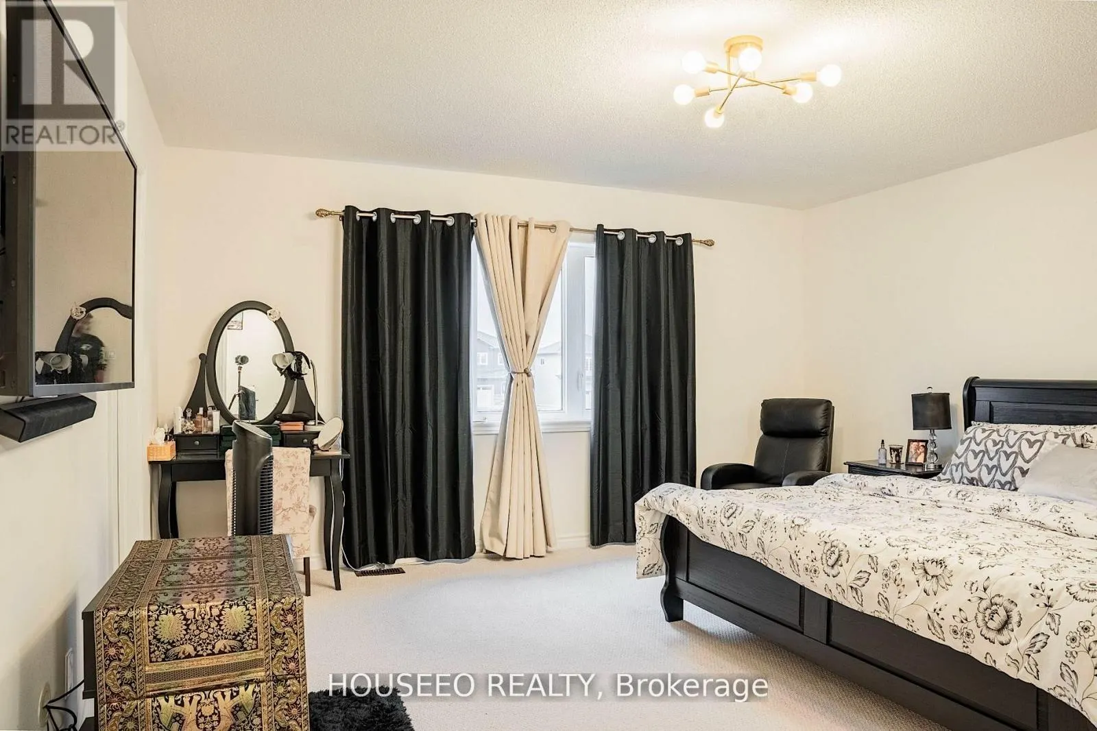 58 ORIOLE CRESCENT