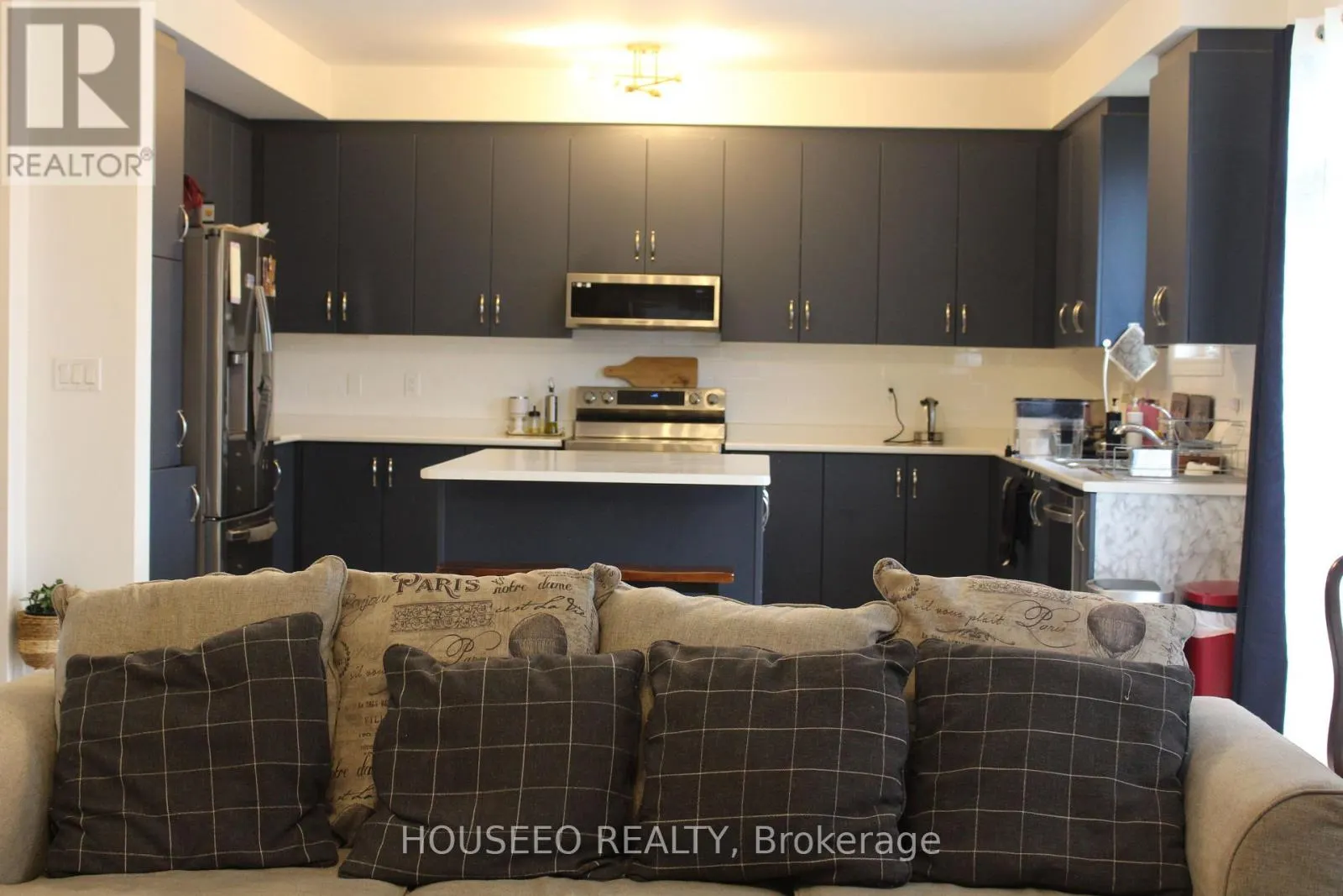 58 ORIOLE CRESCENT