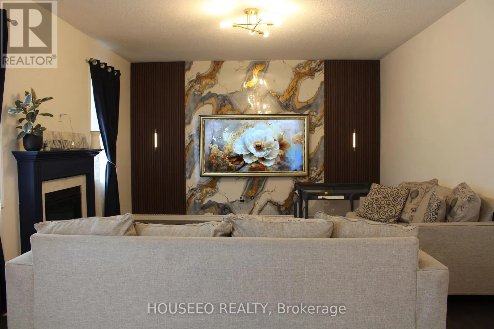 58 ORIOLE CRESCENT