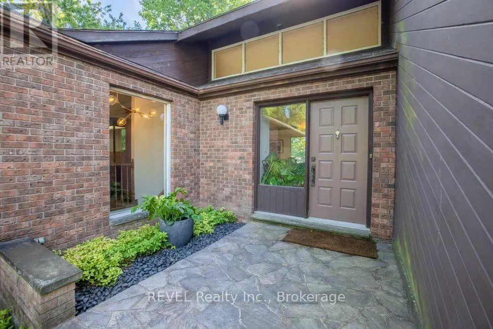 254 PROSPECT POINT ROAD