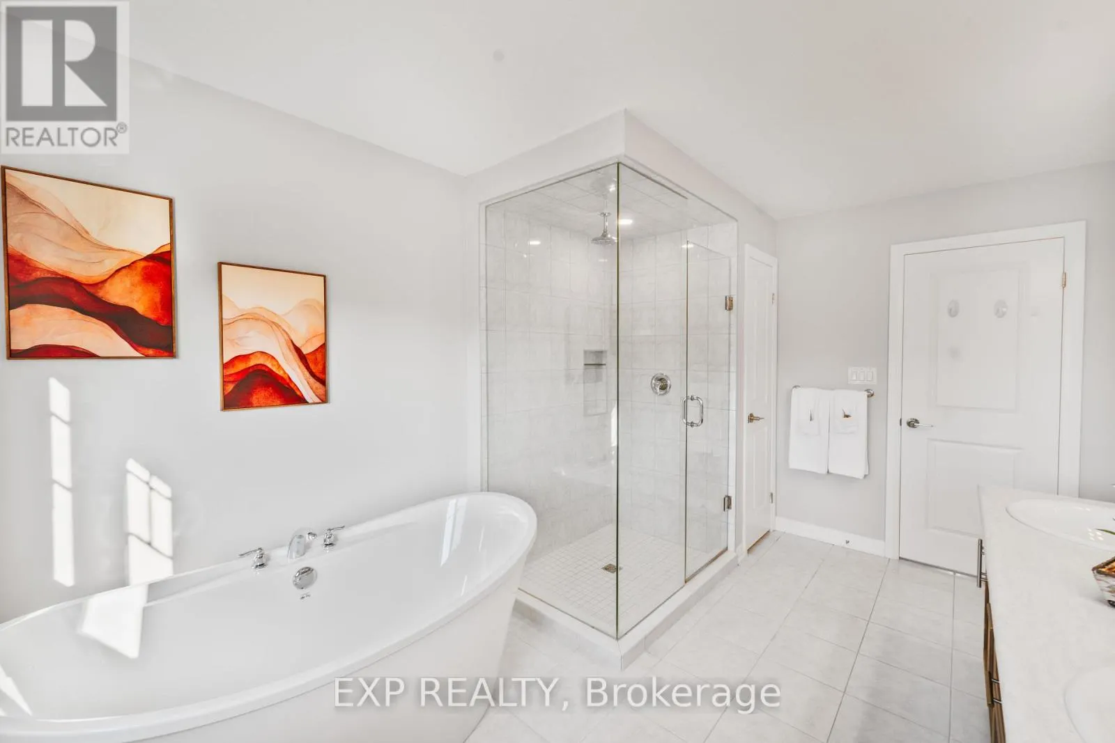 116 BUR OAK DRIVE