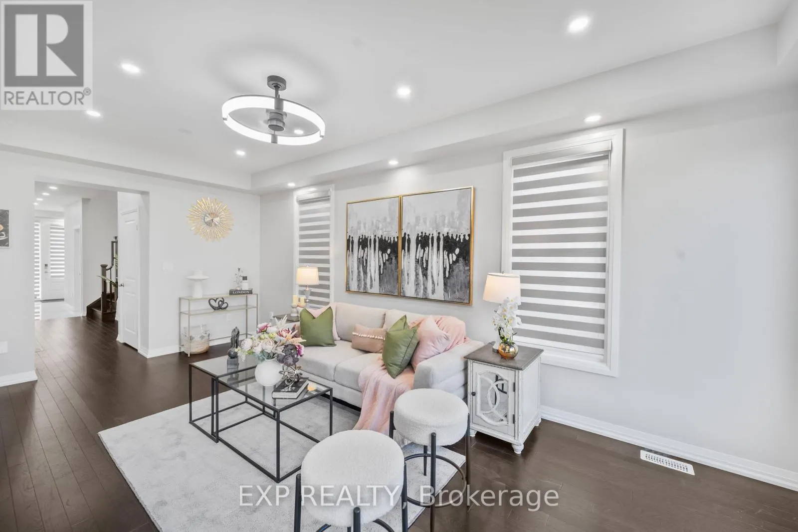 116 BUR OAK DRIVE