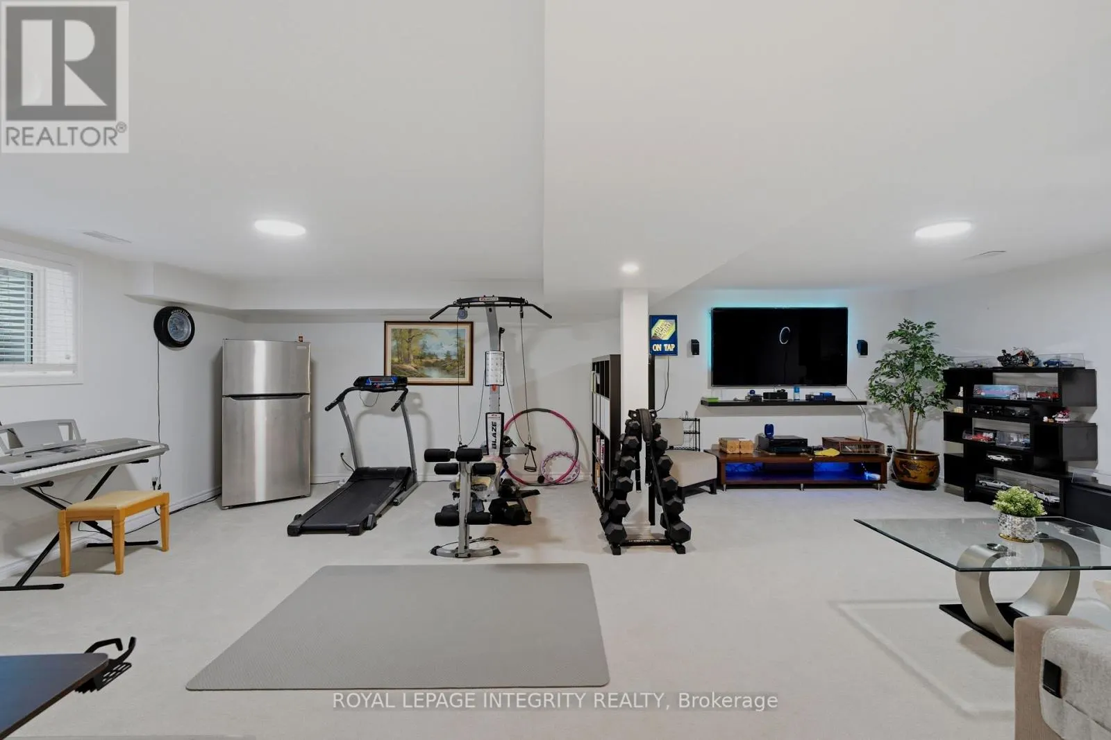 43 CENTO WAY