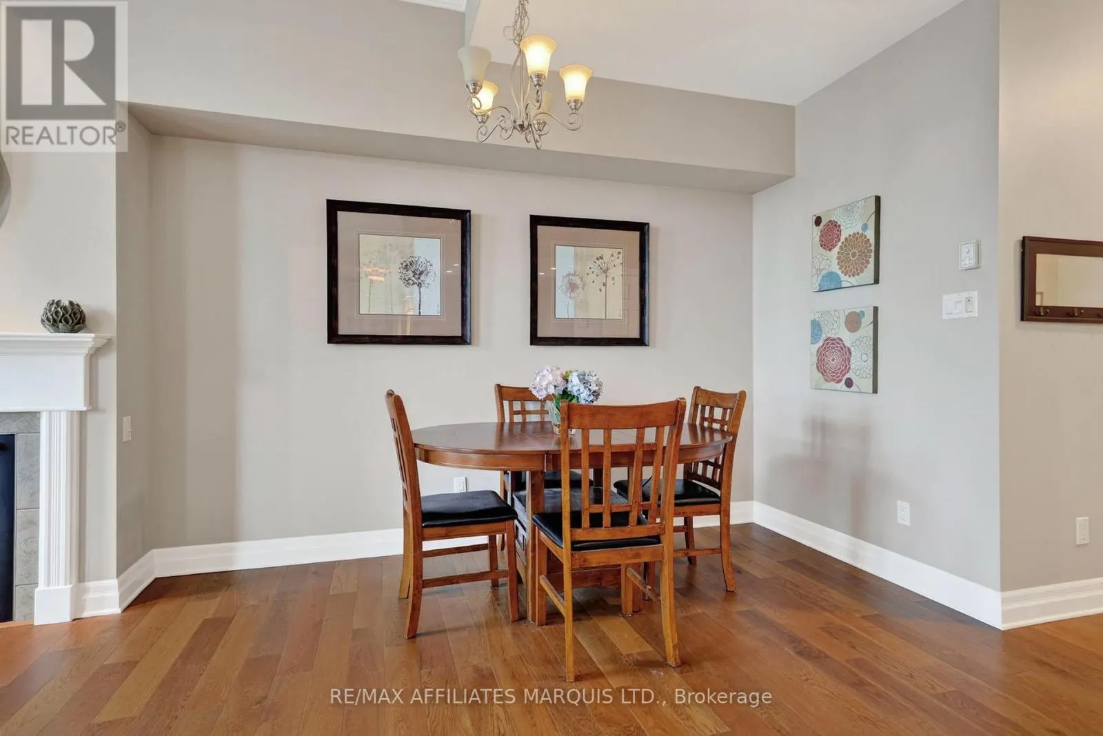 402 - 341 WATER STREET W