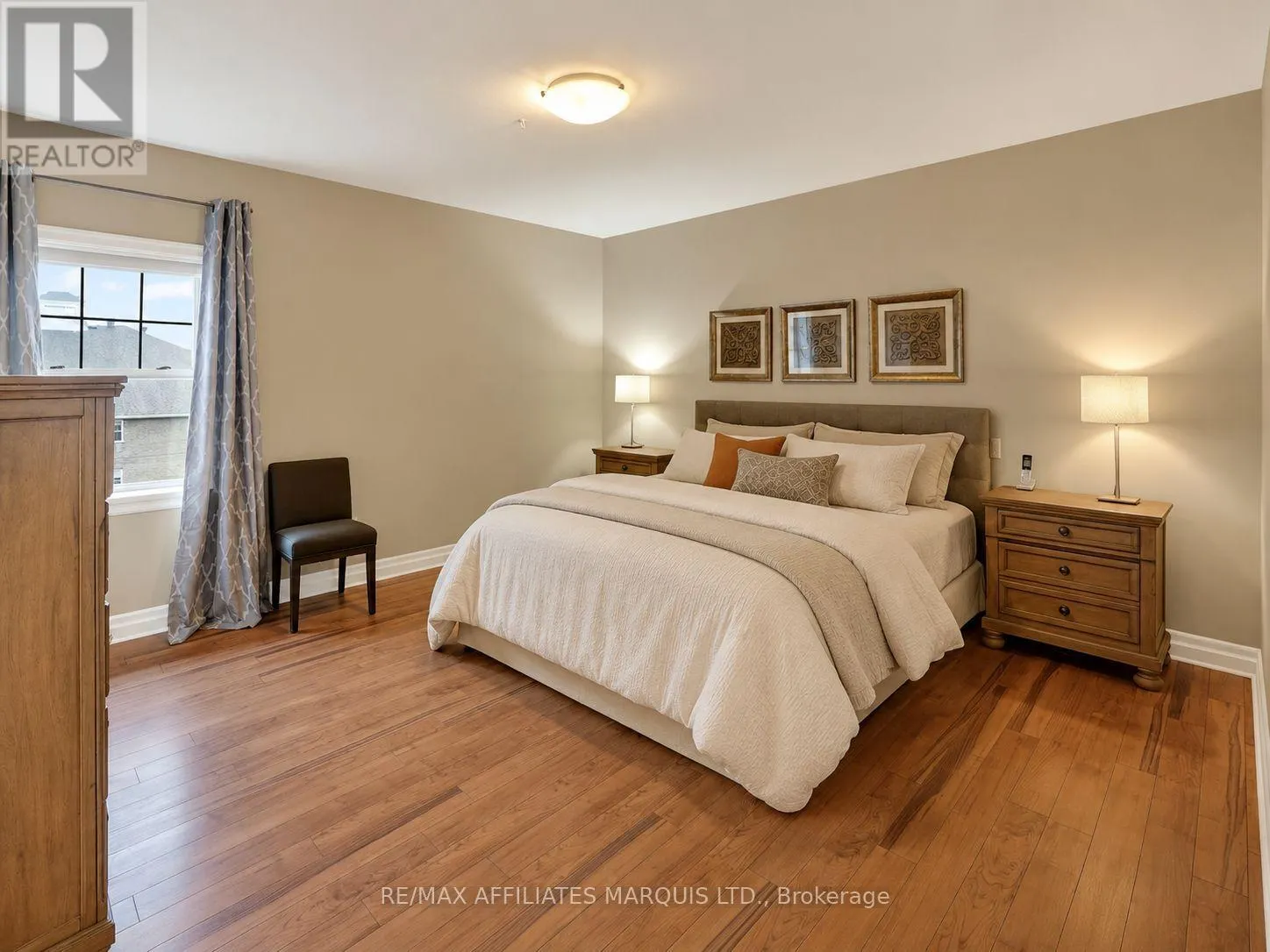 402 - 341 WATER STREET W