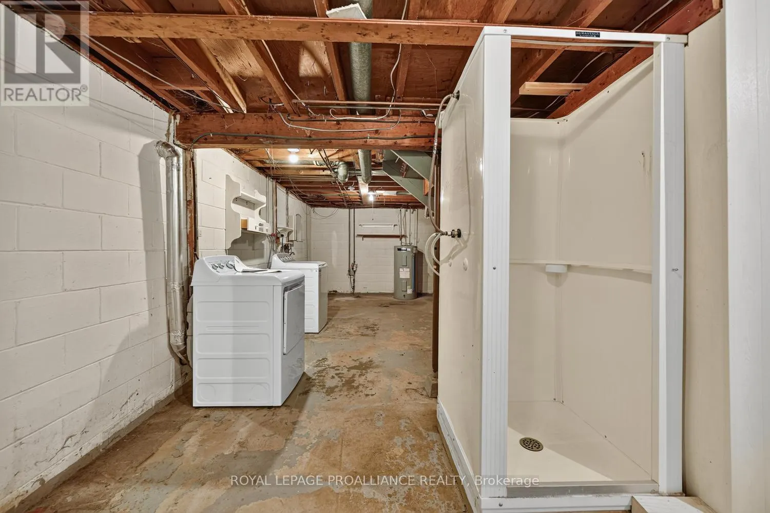 402 LINDA STREET