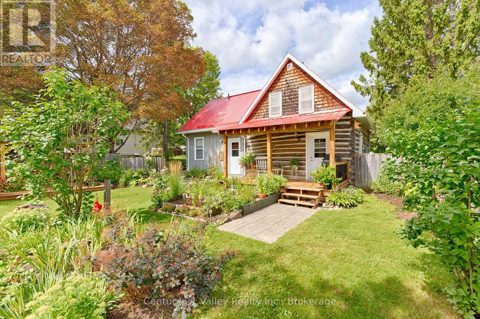 61 MELANIE STREET