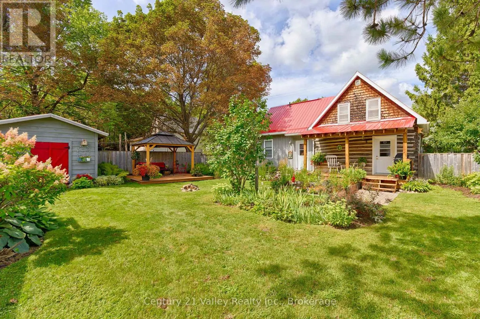 61 MELANIE STREET