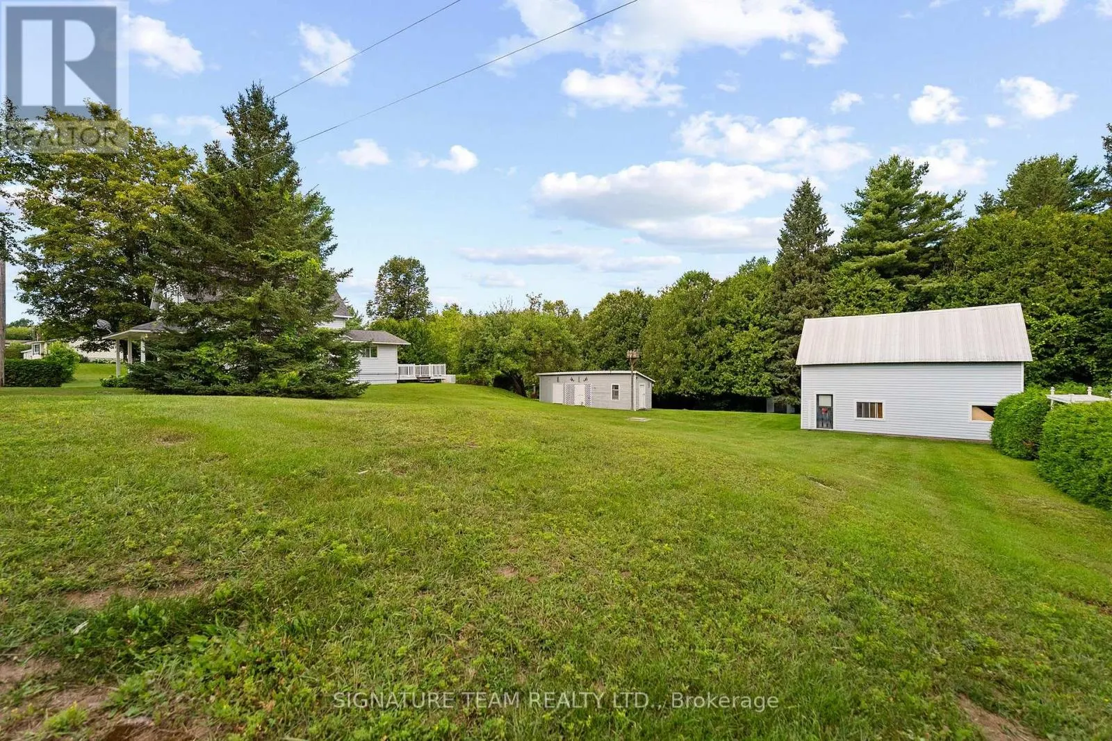 1208 AUGSBURG ROAD N