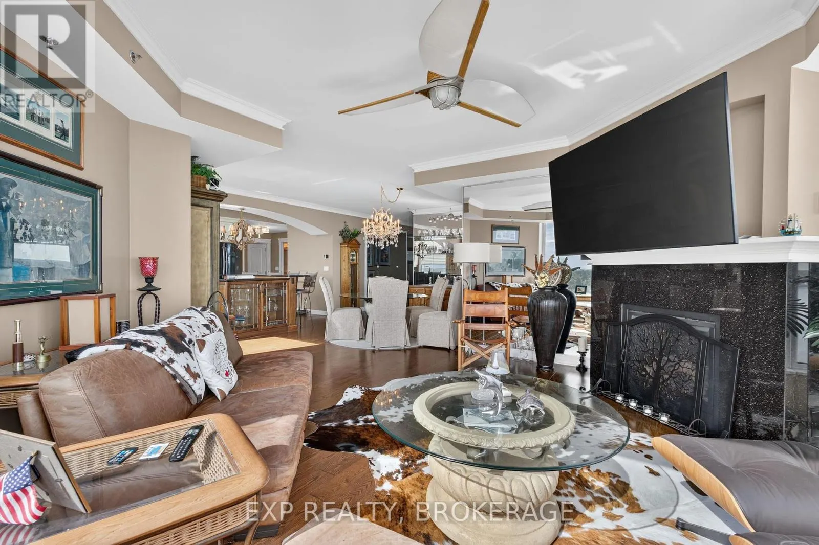 1802 - 15 ST ANDREW STREET #1802
