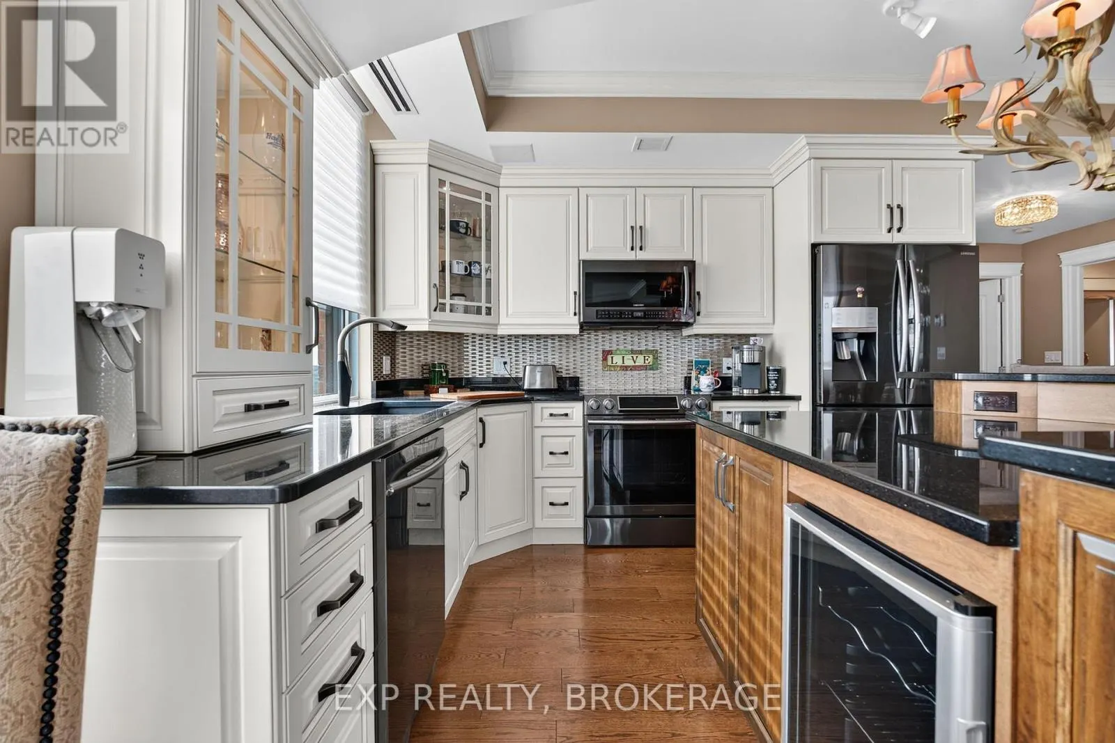 1802 - 15 ST ANDREW STREET #1802