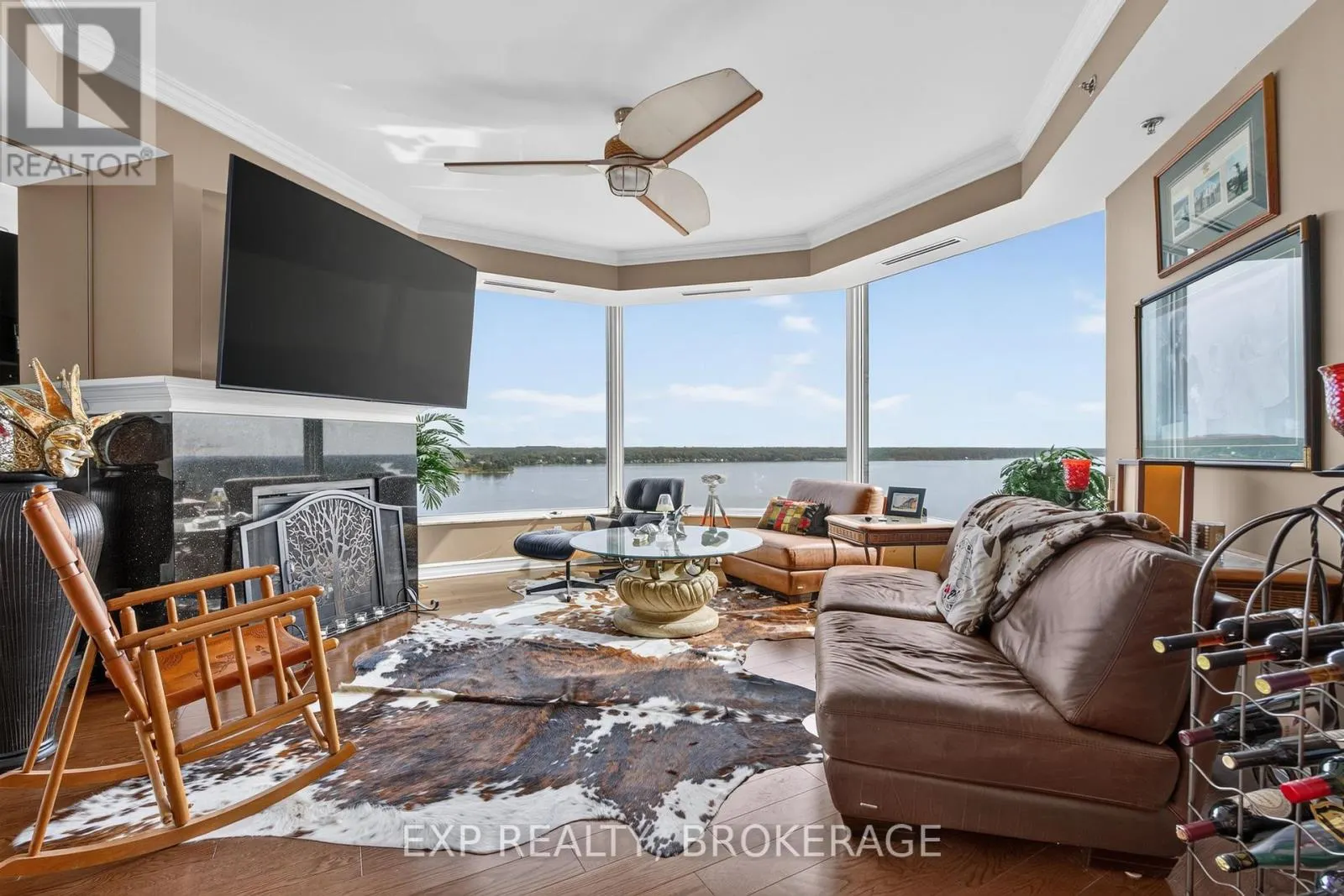 1802 - 15 ST ANDREW STREET #1802