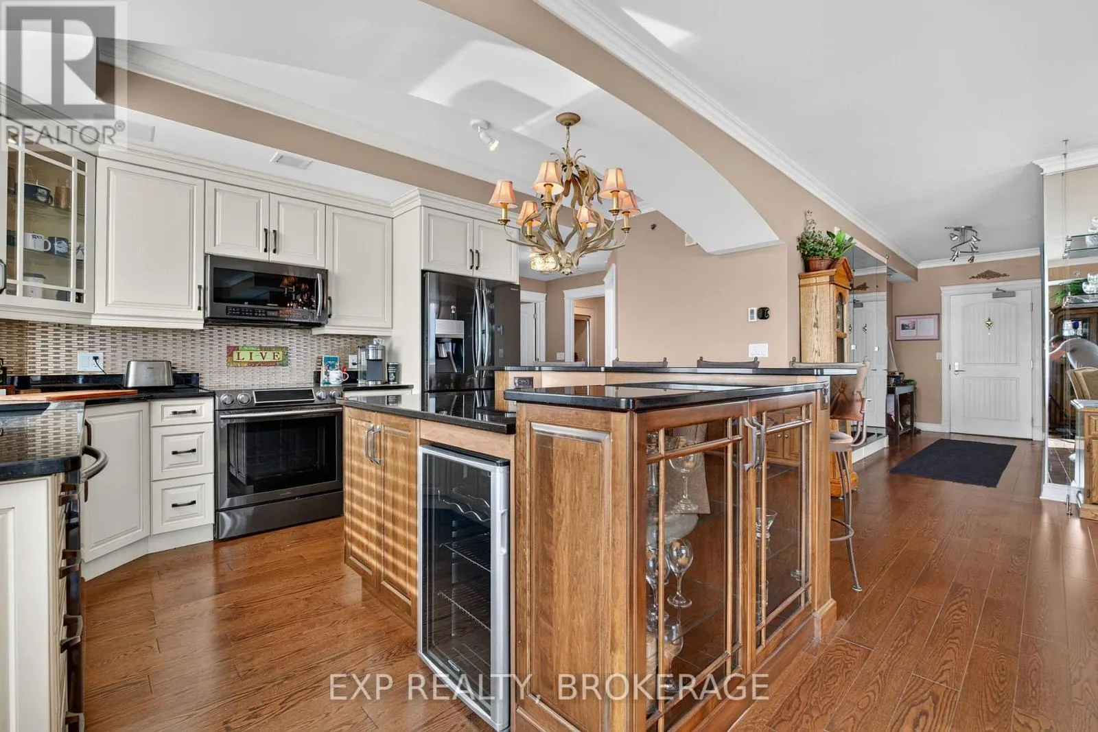 1802 - 15 ST ANDREW STREET #1802