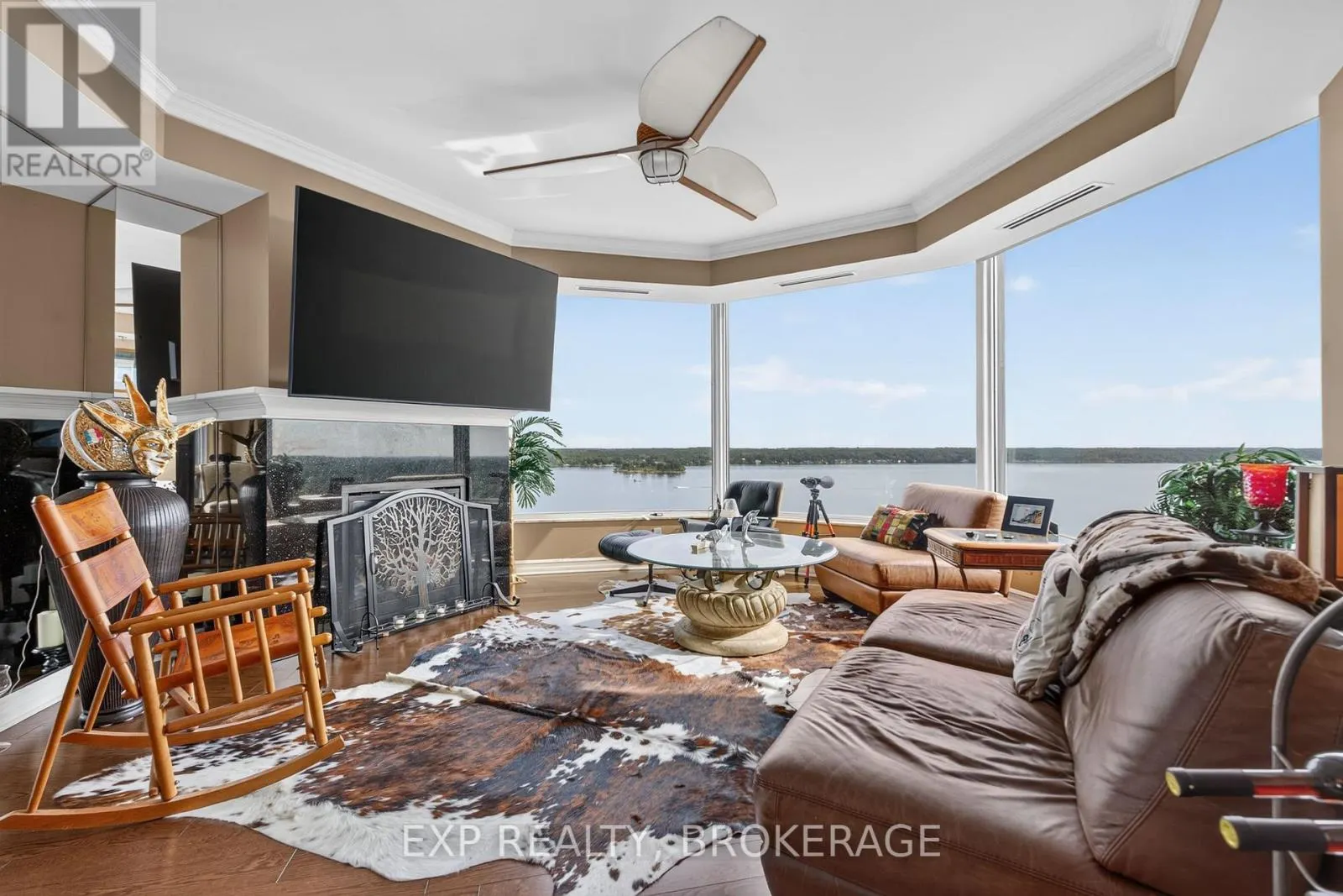 1802 - 15 ST ANDREW STREET #1802
