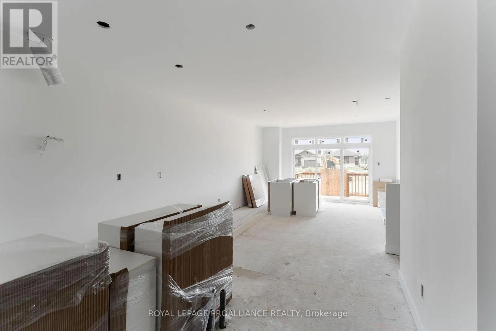 1042 TURNER DRIVE