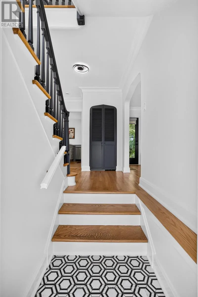 238 ISLAND PARK DRIVE