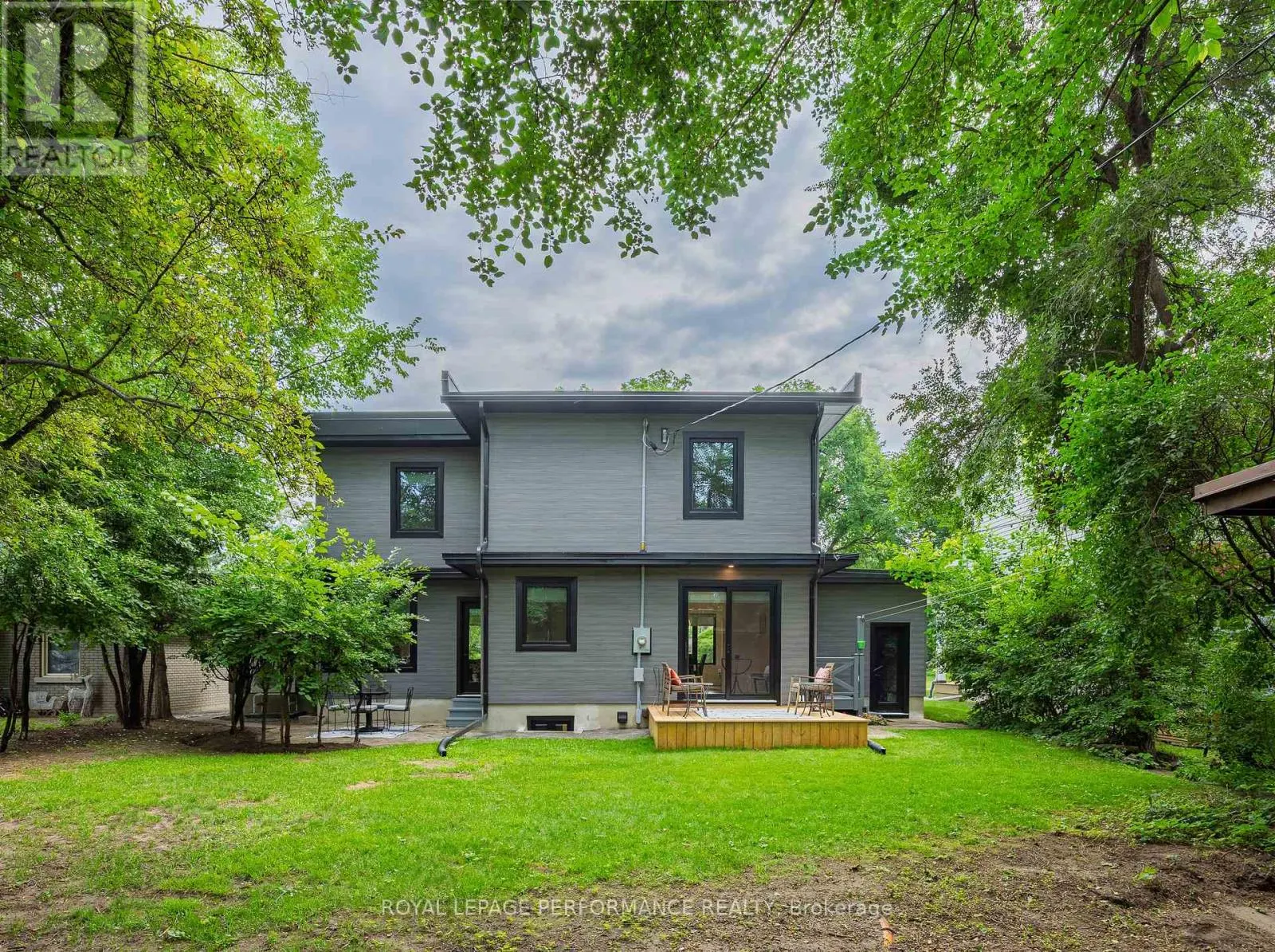 238 ISLAND PARK DRIVE