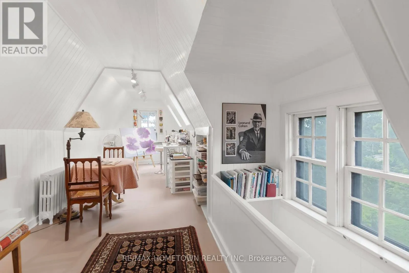 157 DIBBLE STREET W
