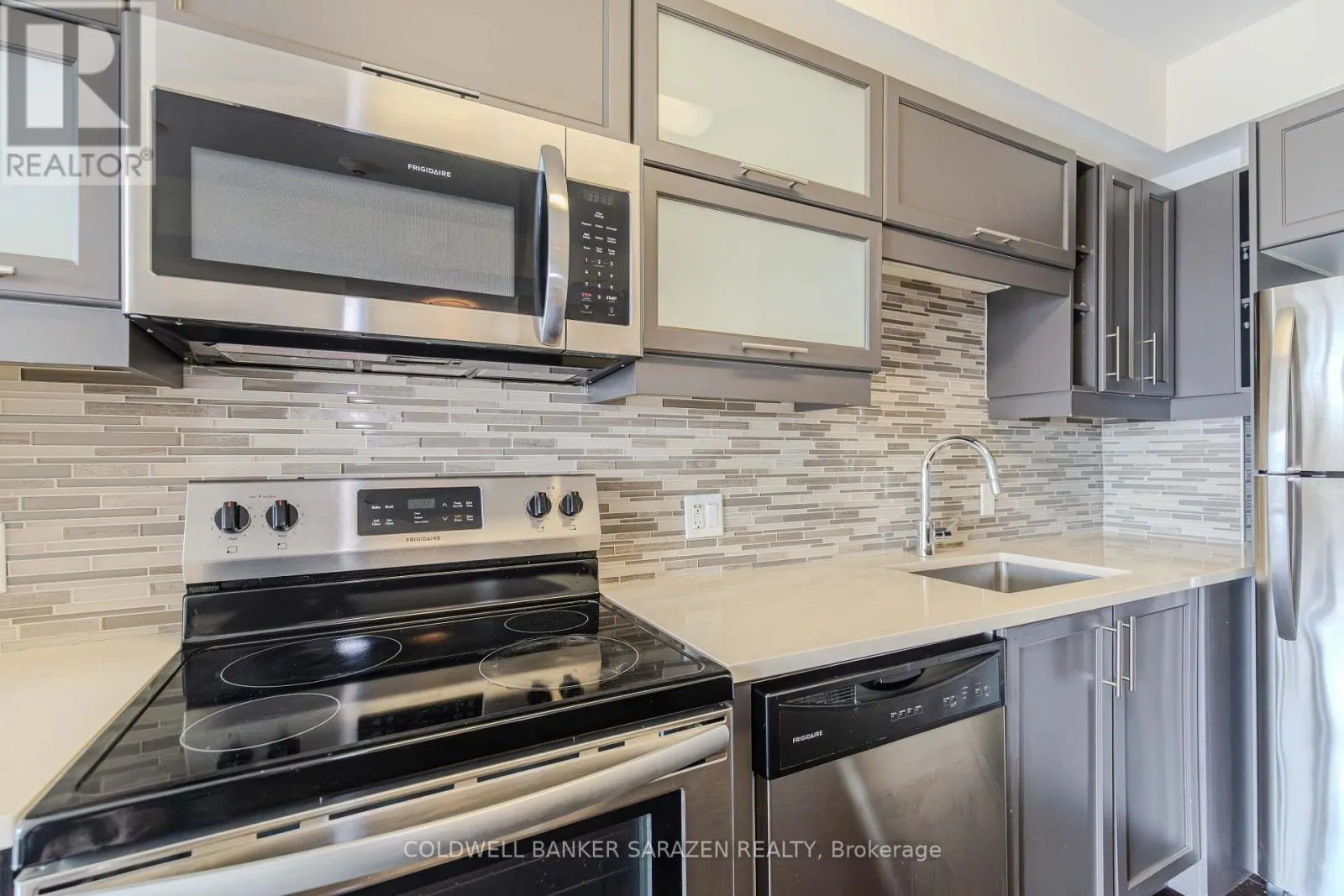 1407 - 40 NEPEAN STREET