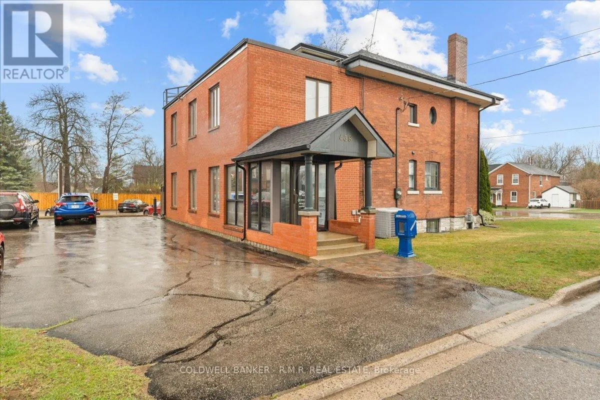 438 DIVISION STREET