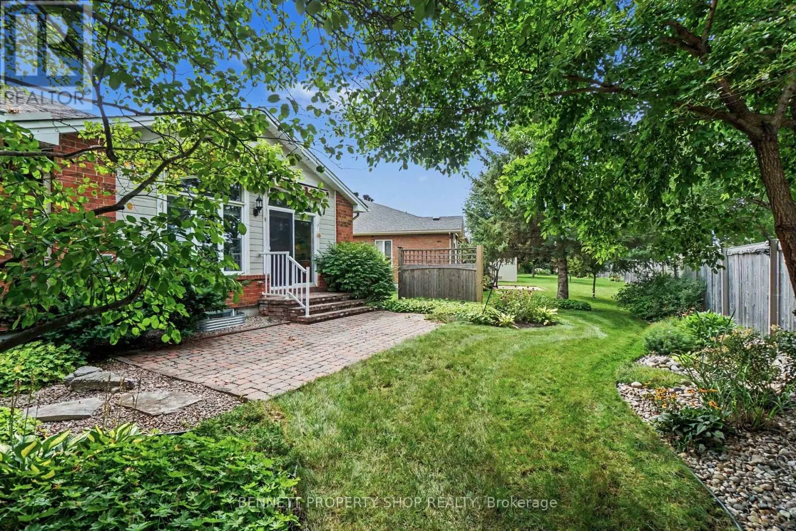 4219 GREEN GABLES LANE