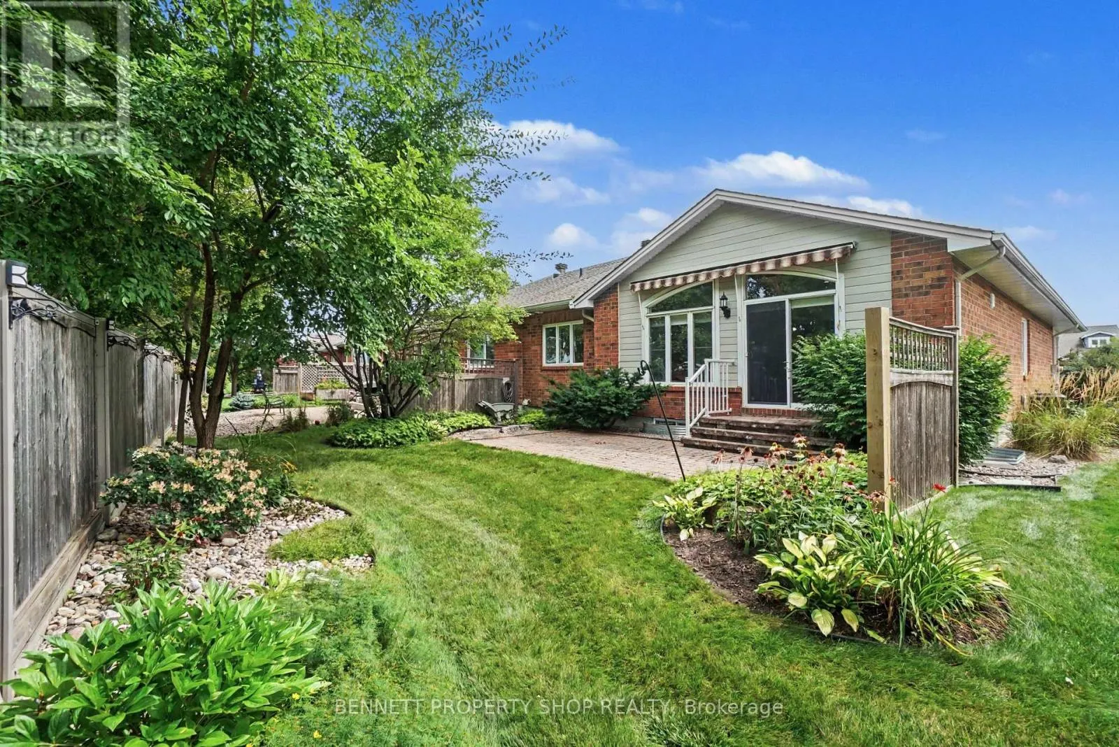4219 GREEN GABLES LANE