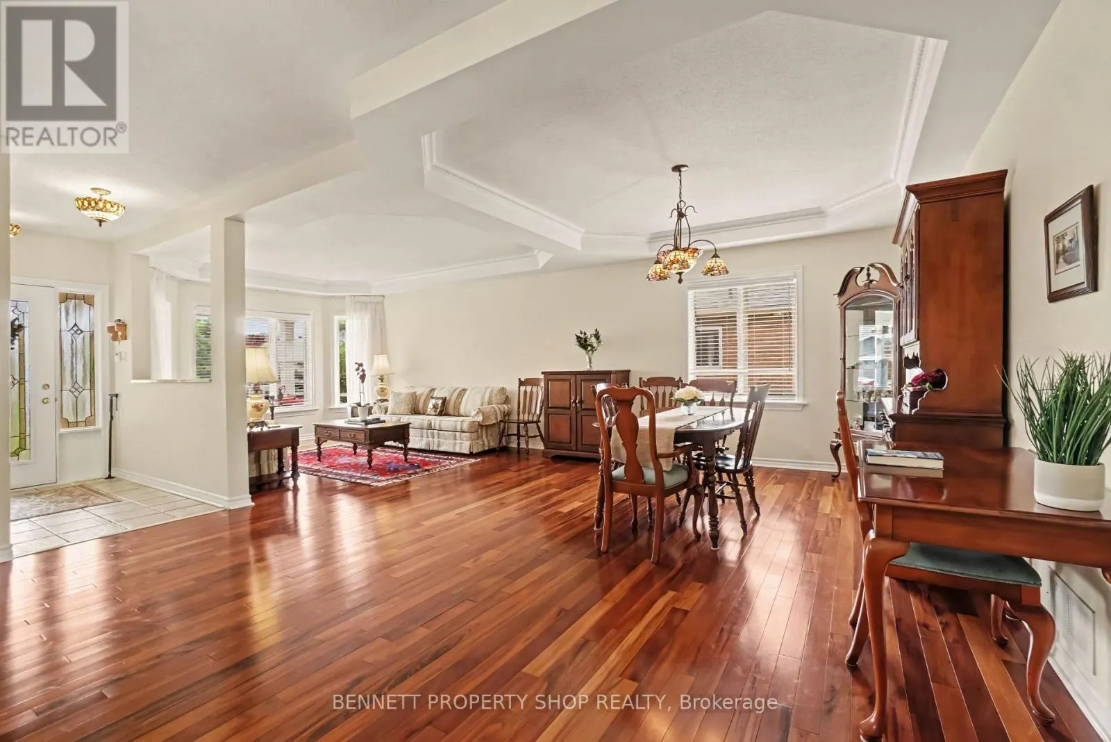 4219 GREEN GABLES LANE