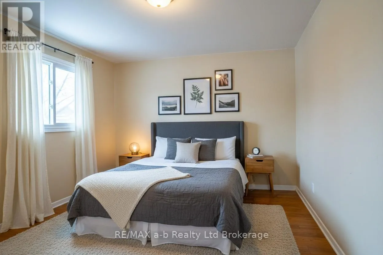 1 - 10 DUFFERIN STREET #1