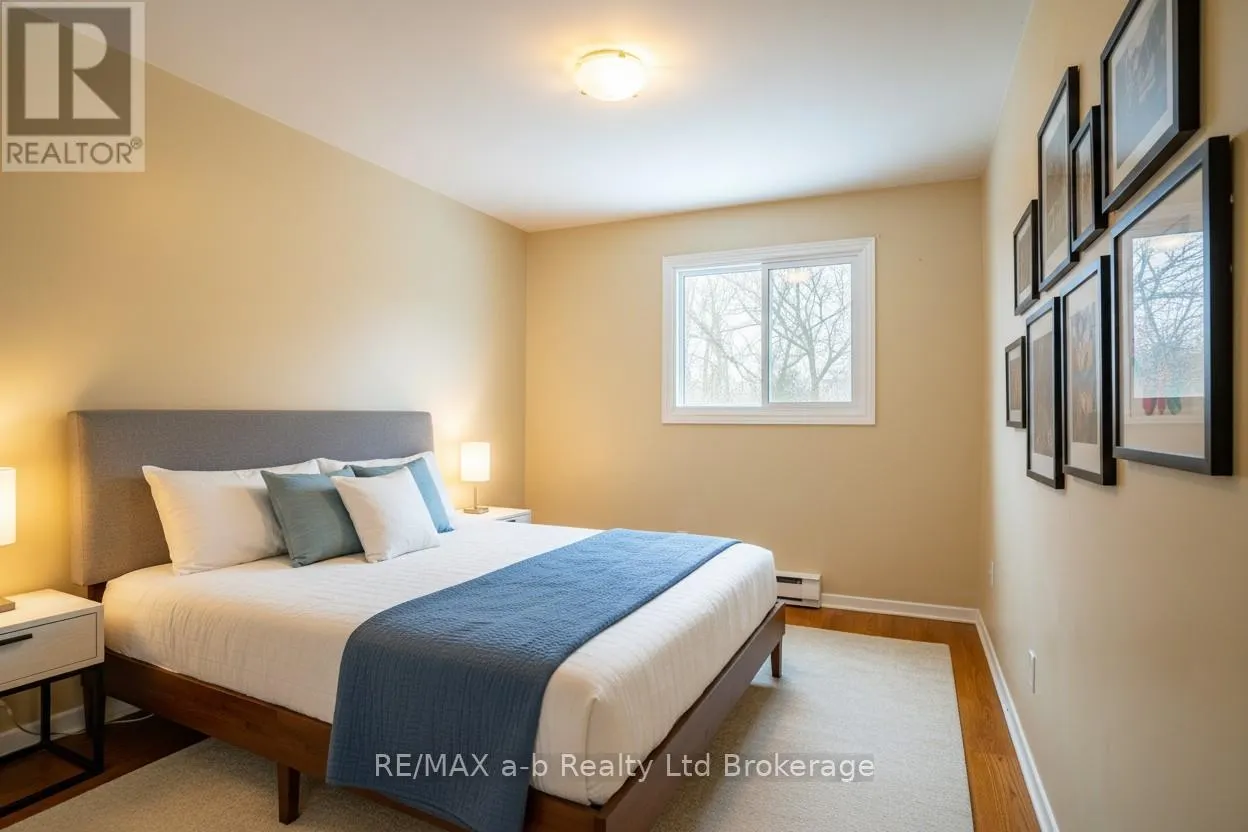 1 - 10 DUFFERIN STREET #1