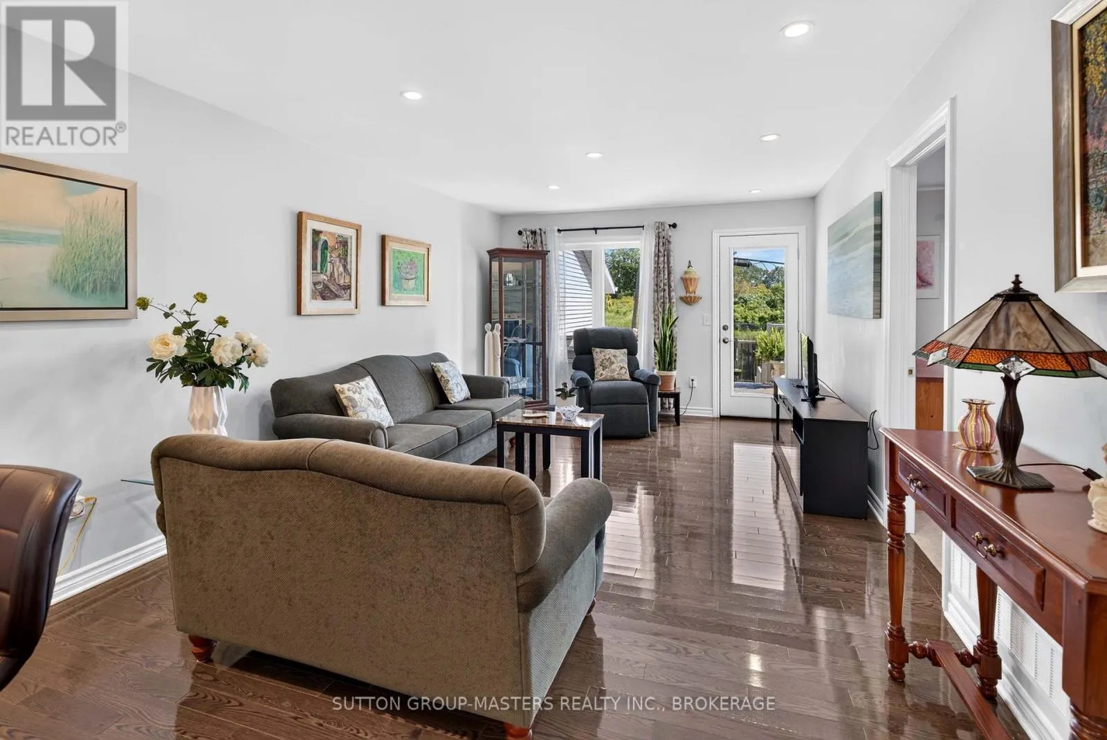 168 BRITANNIA CRESCENT