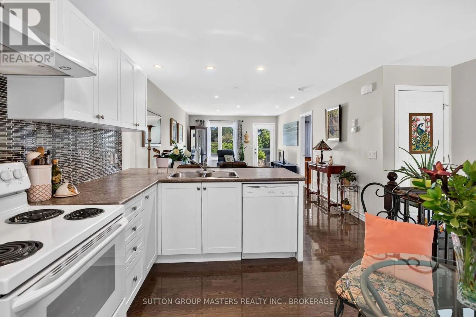 168 BRITANNIA CRESCENT