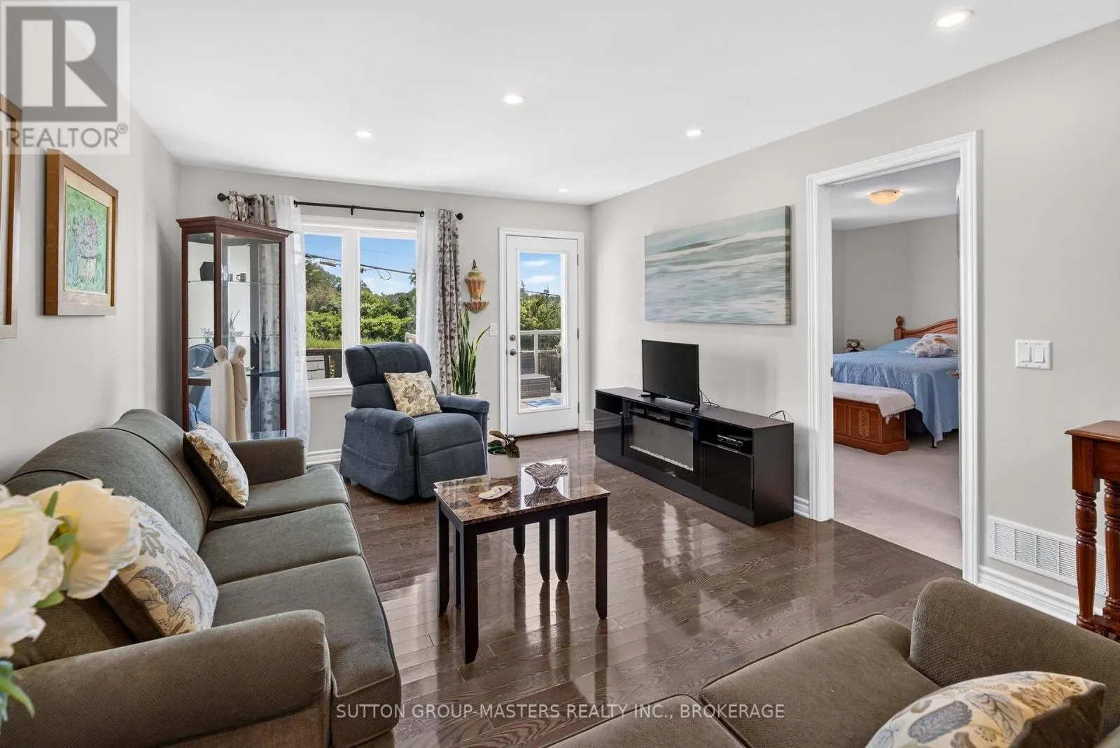 168 BRITANNIA CRESCENT
