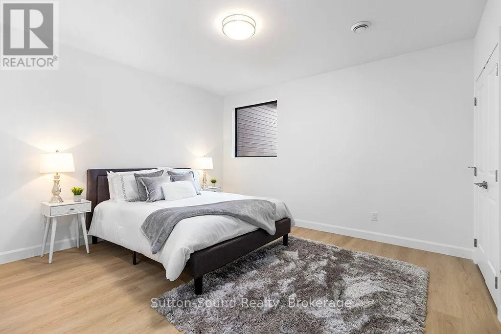 203 - 535 ISSAC STREET #203