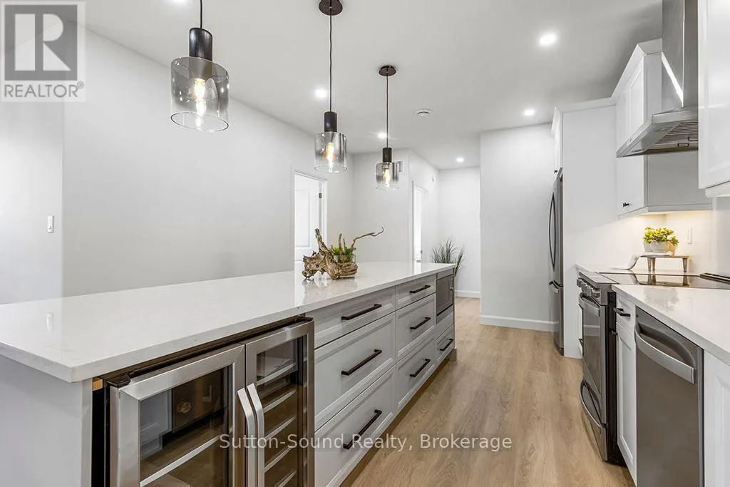 203 - 535 ISSAC STREET #203