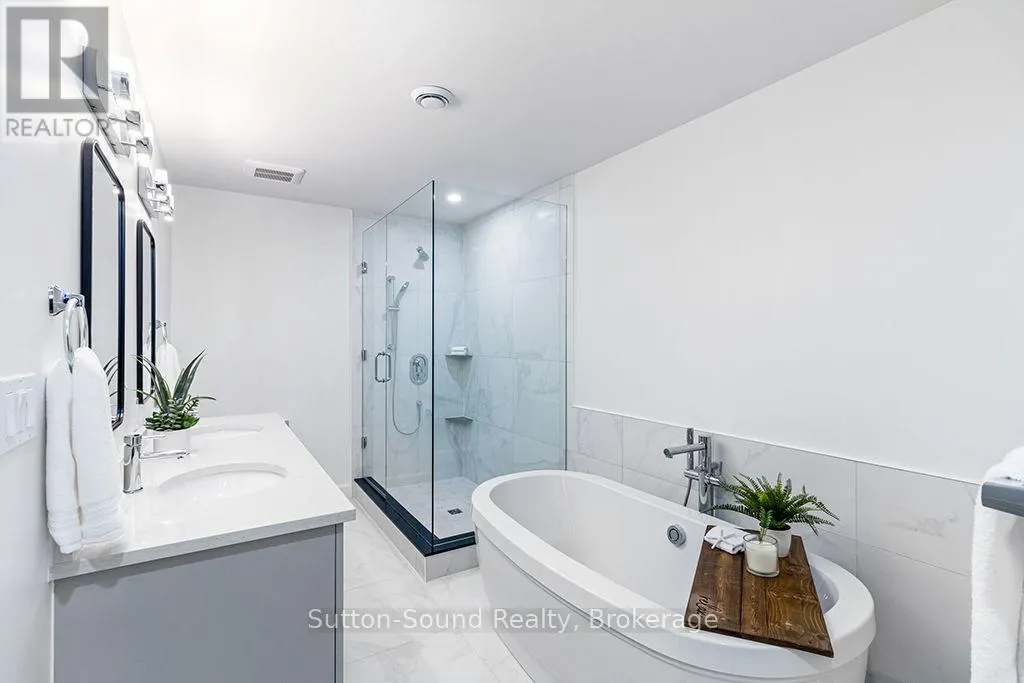 203 - 535 ISSAC STREET #203