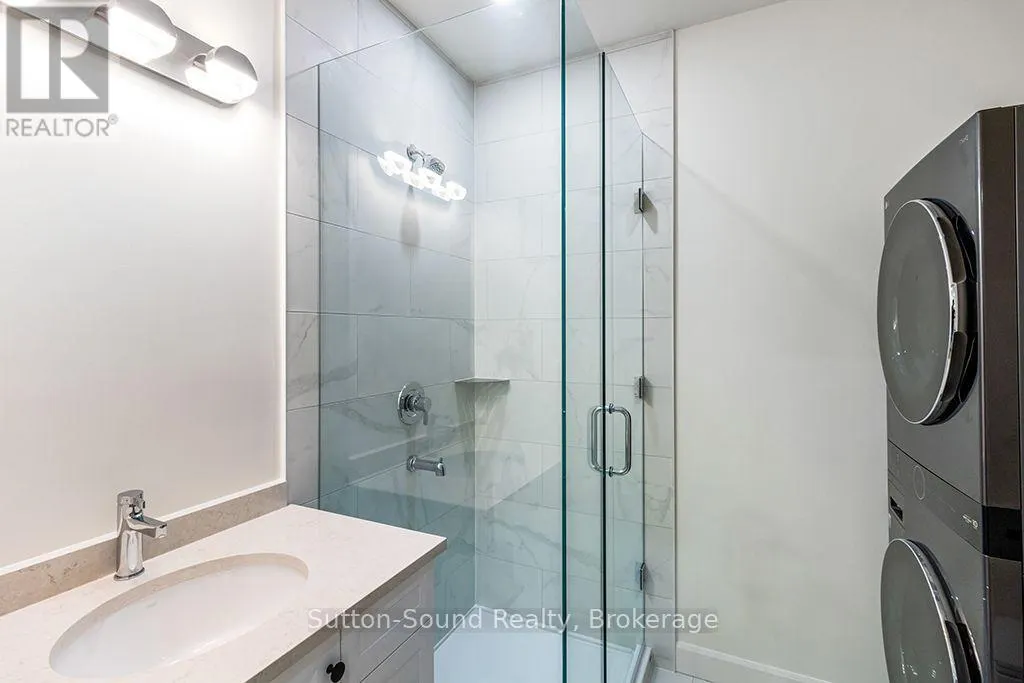 202 - 535 ISSAC STREET #202
