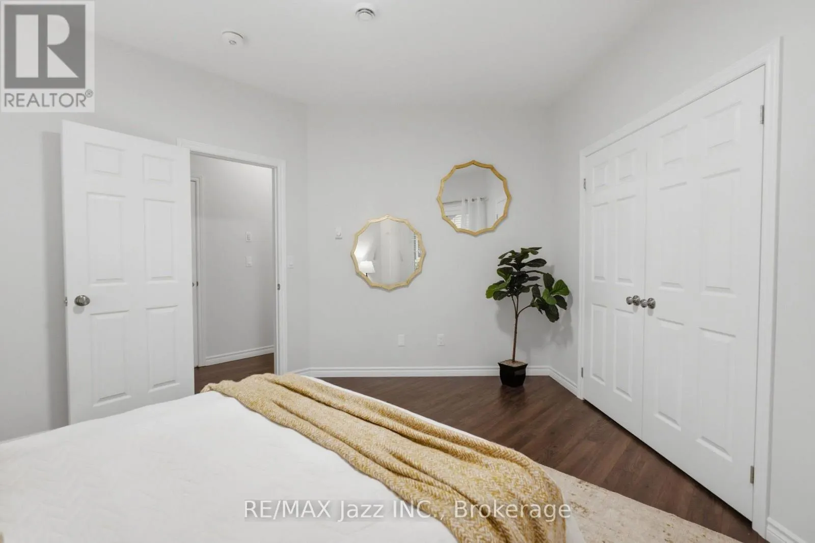 3001 - 300 CROFT STREET #3001