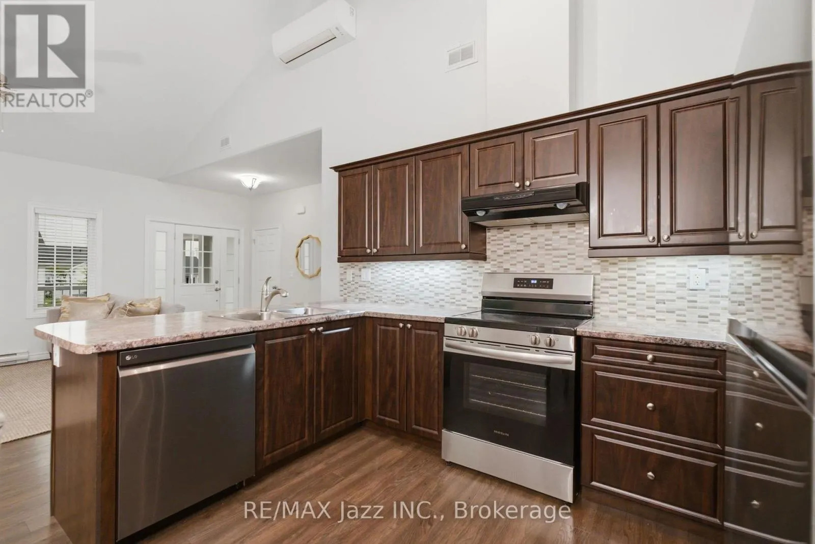 3001 - 300 CROFT STREET #3001