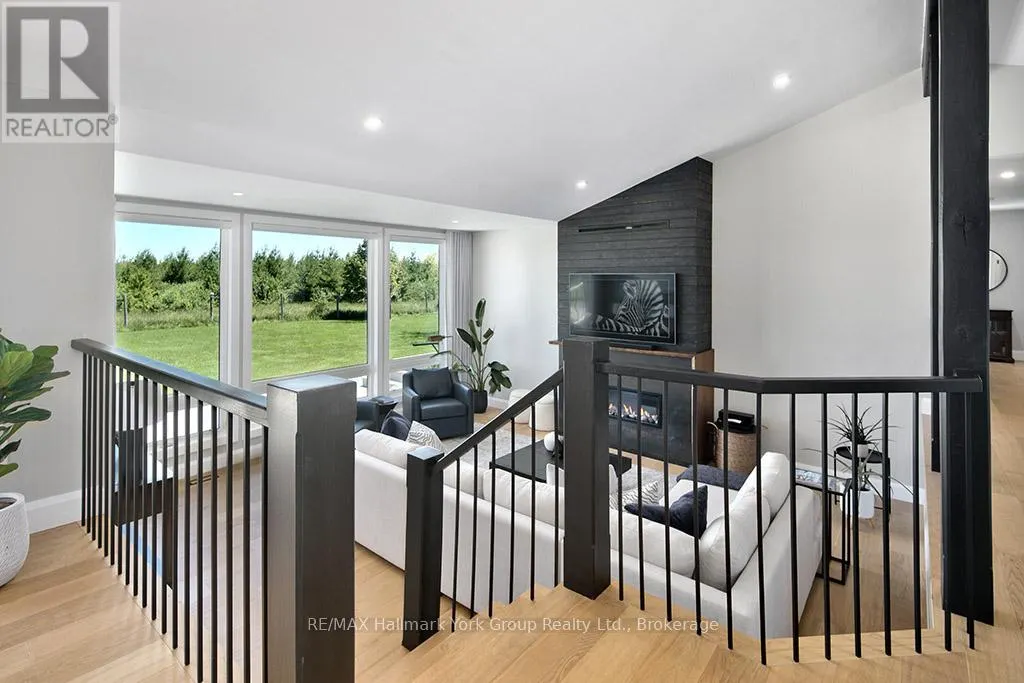 125 MOUNTAIN ROAD