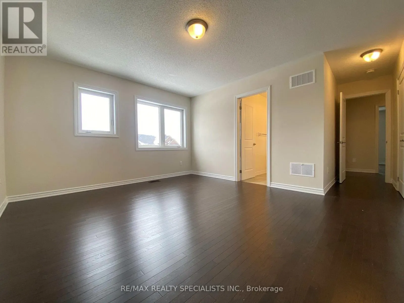 17 ORIOLE CRESCENT