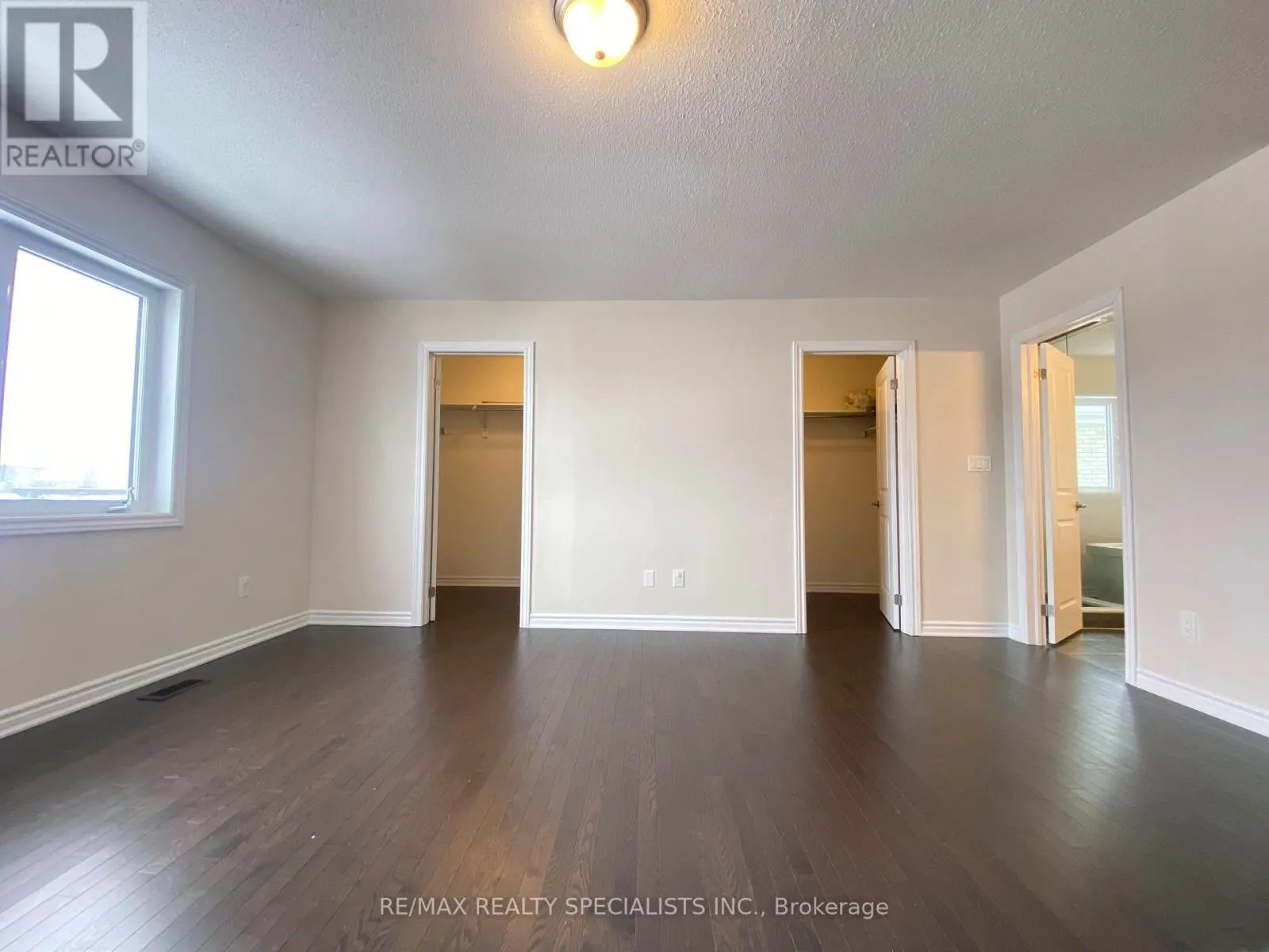 17 ORIOLE CRESCENT