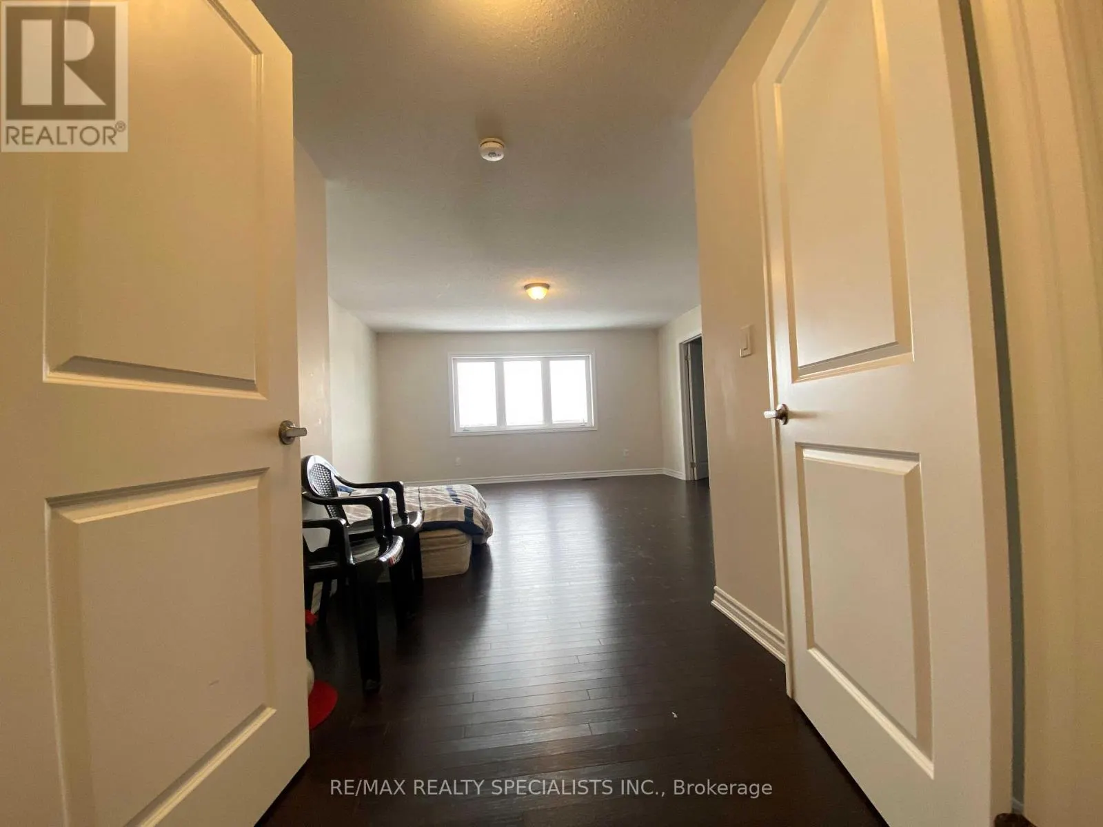 17 ORIOLE CRESCENT
