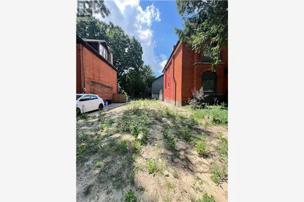 128 STINSON STREET
